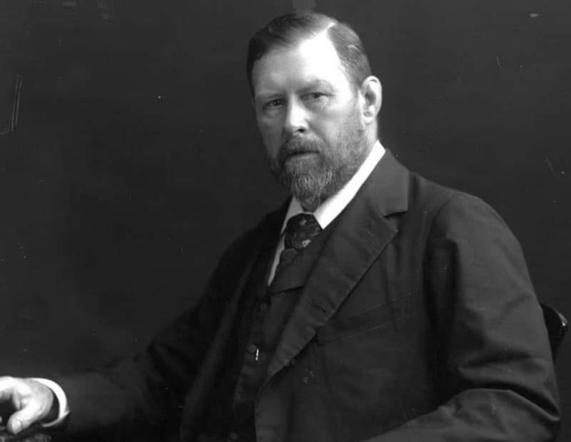 Bram Stoker
