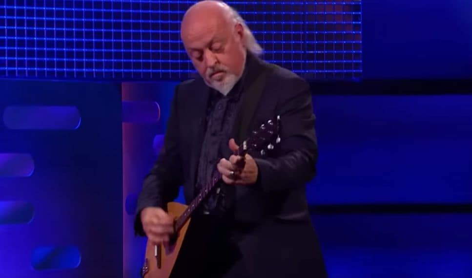 Bill Bailey Plays the Turkish saz